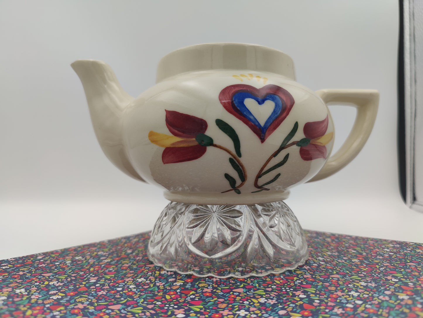 Shawnee Pottery Pennsylvania Dutch Teapot, Vintage 1940's, NO LID