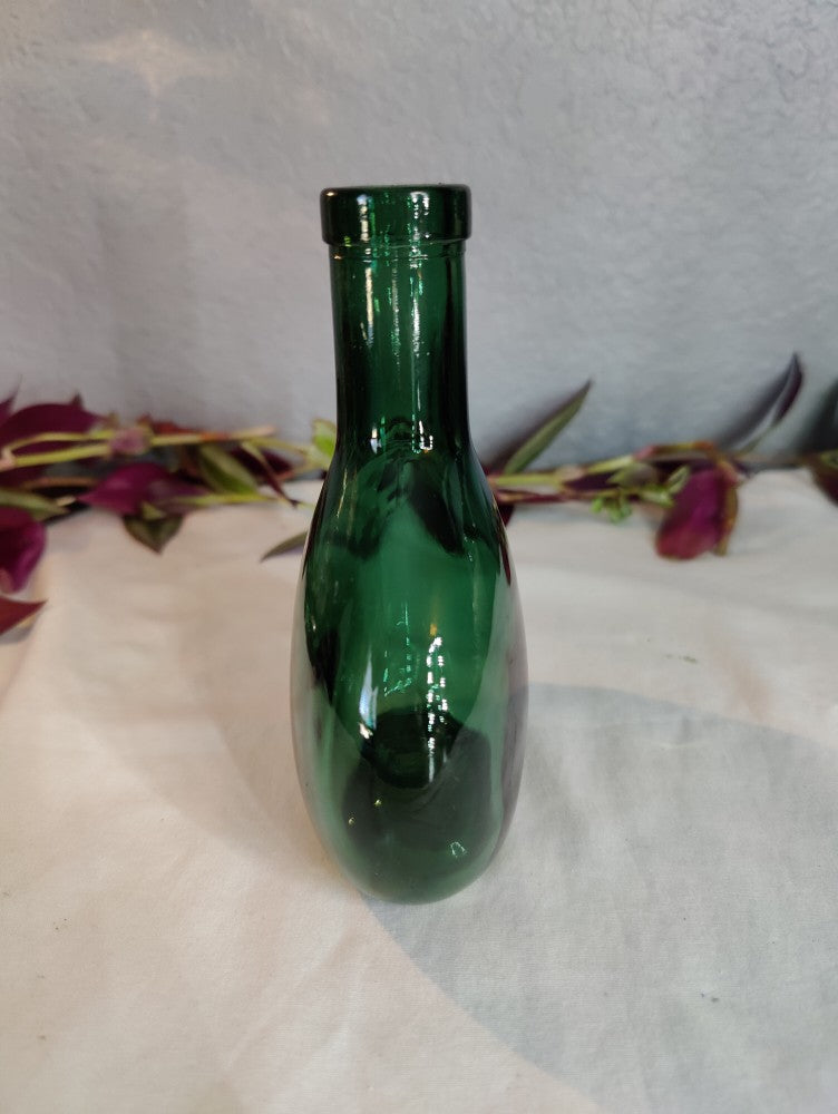 Vintage Emerald Green Vase Bottle