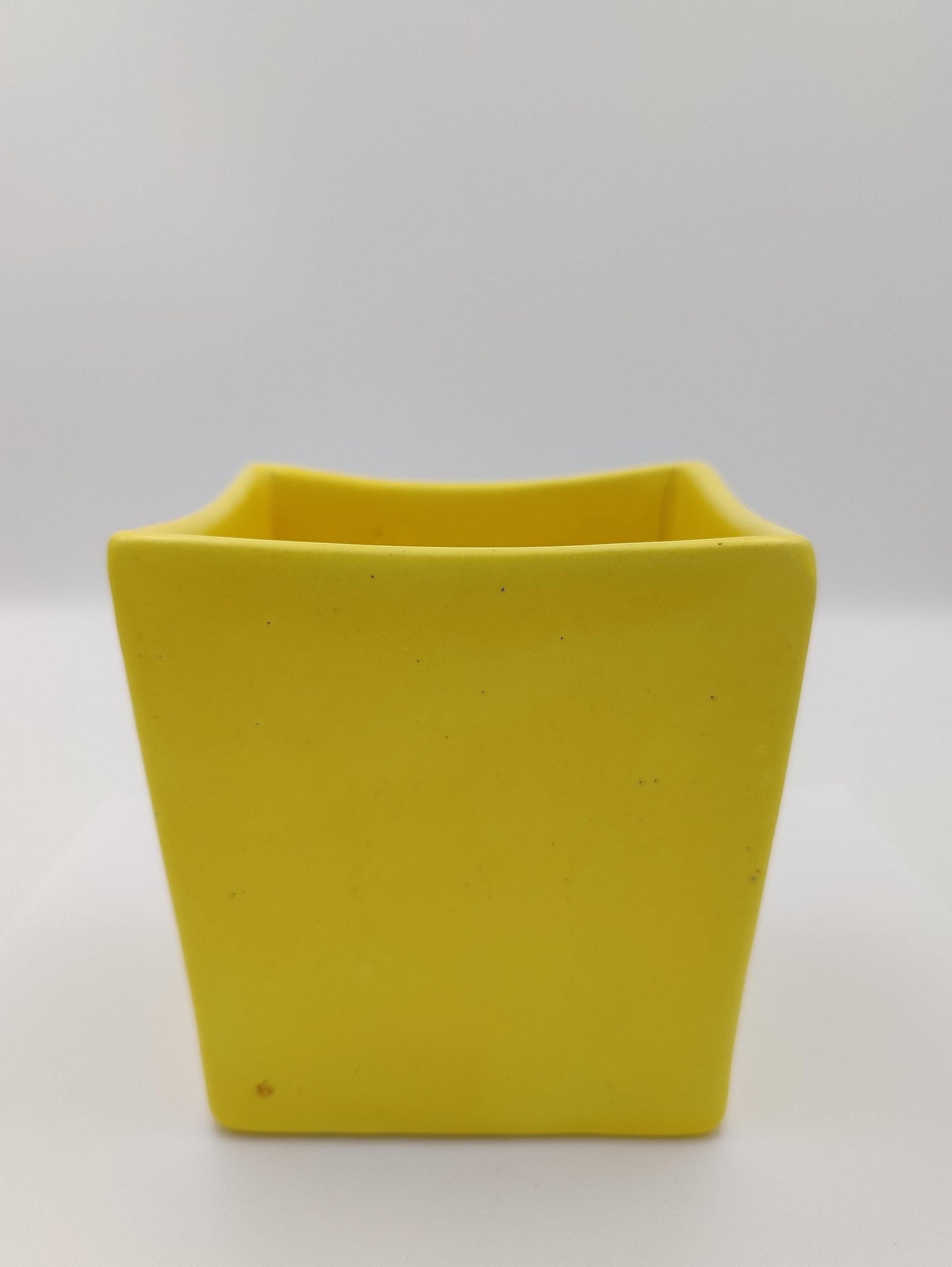 4"x3.5" 1950's HAEGAR USA 3716 Yellow Sand Square Cube Planter Bowl