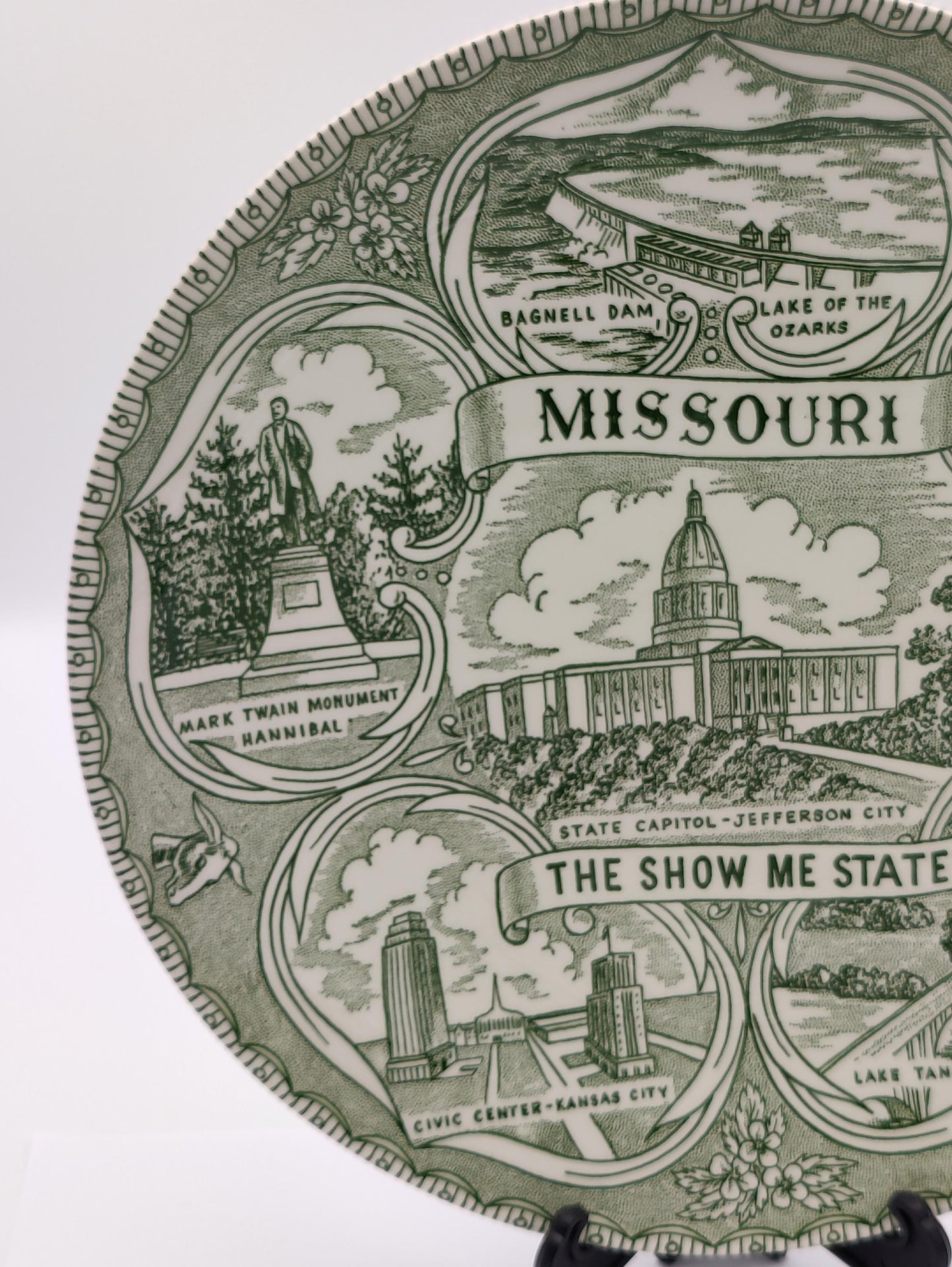 9.5" SANDERS MFG CO Missouri Souvenir Plate Collectors Vintage Memorable Plate