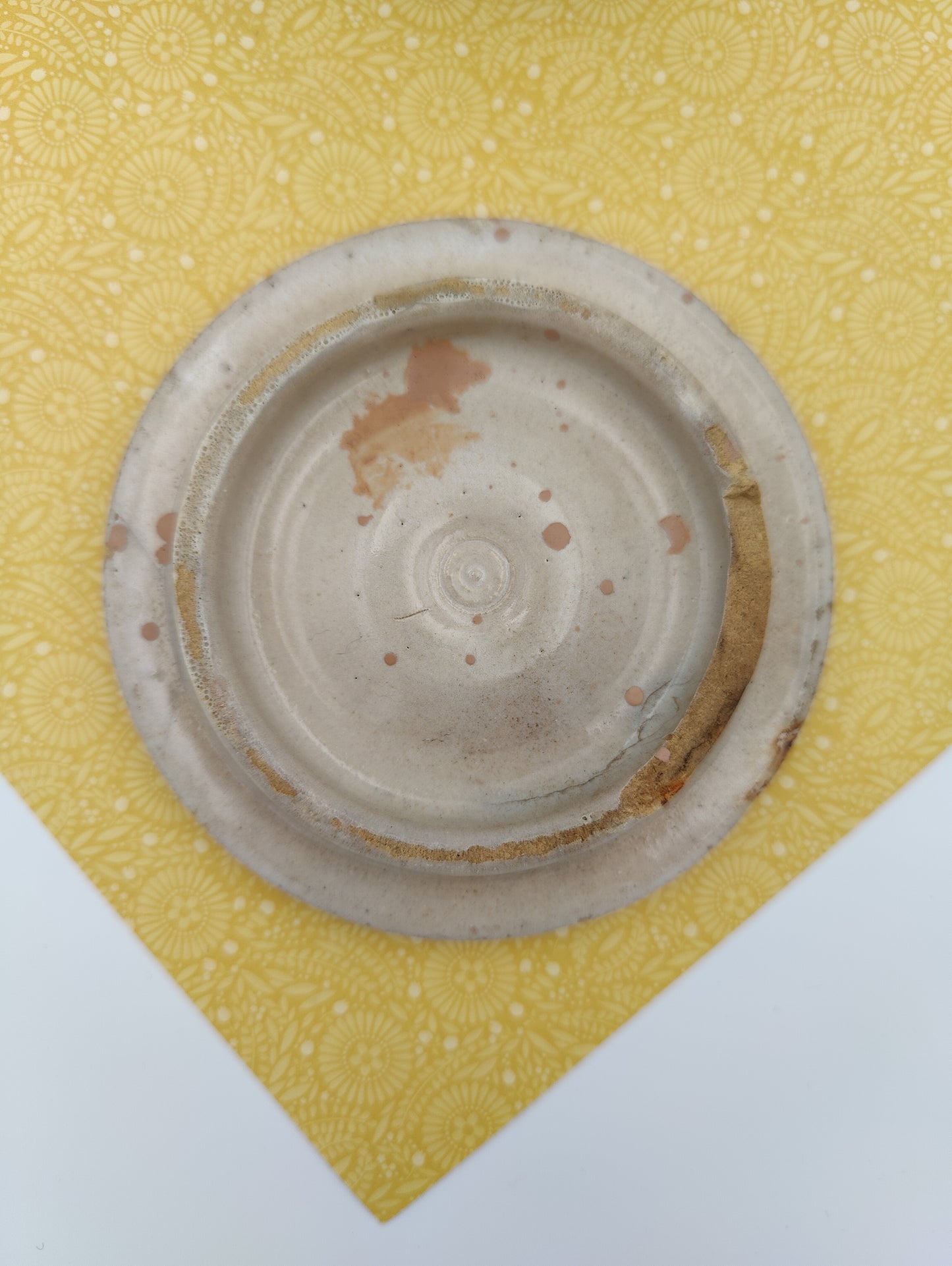 Ceramic Beige Jar with Married Lid
