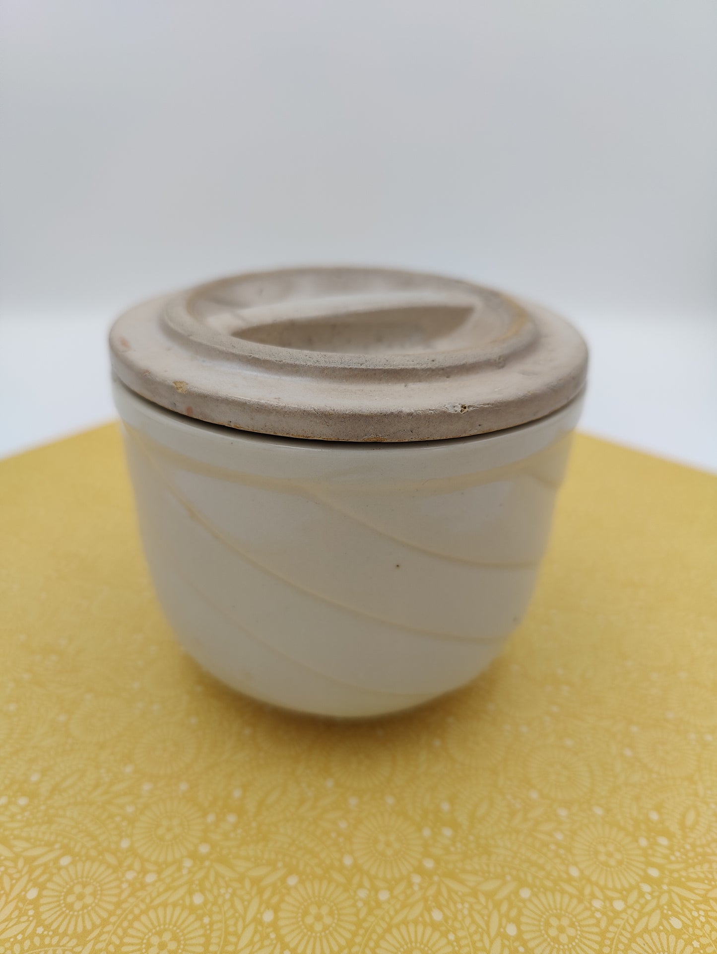 Ceramic Beige Jar with Married Lid