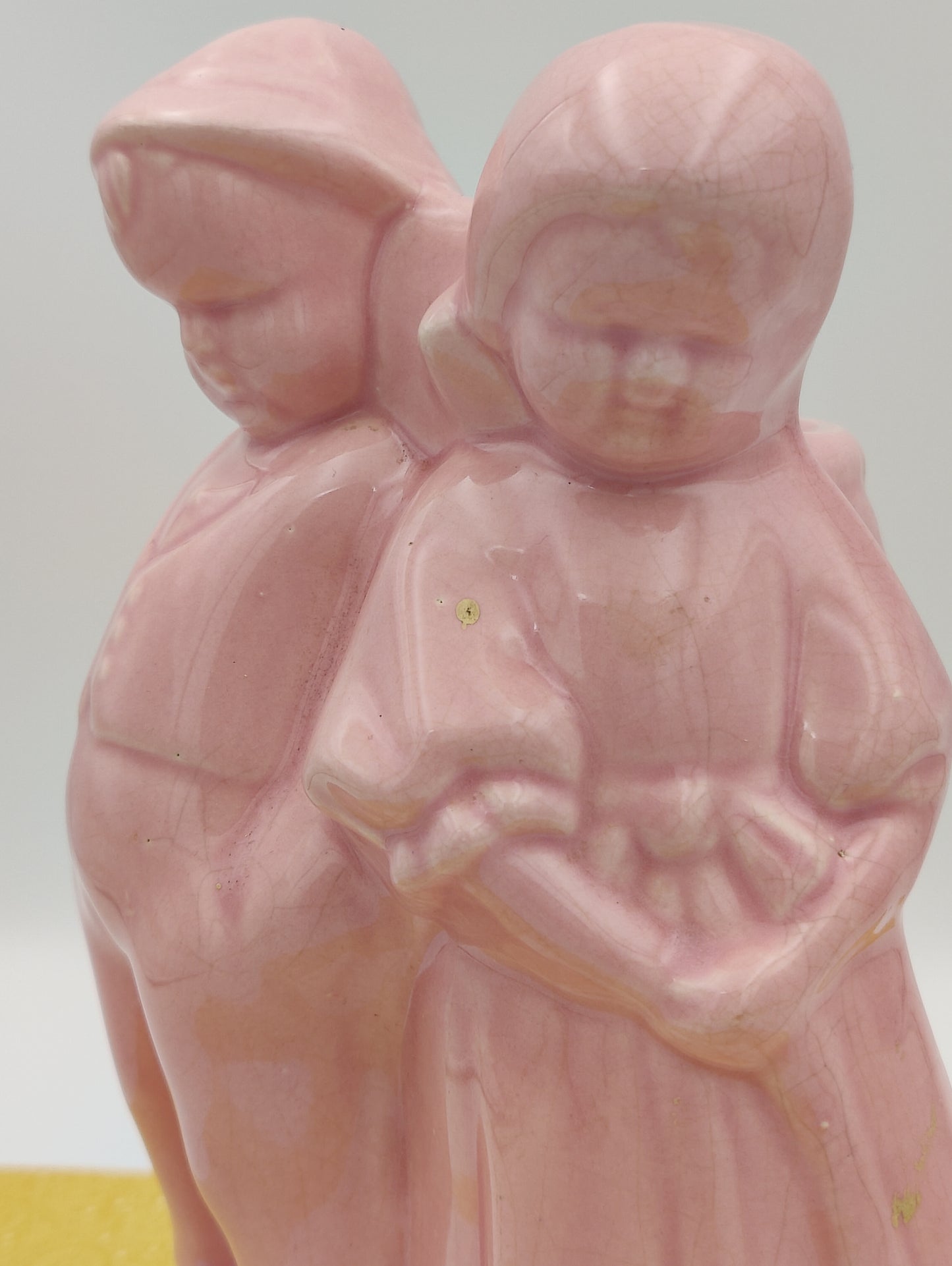 Shawnee Pottery Dutch Boy and Girl Pink Planter or Vase